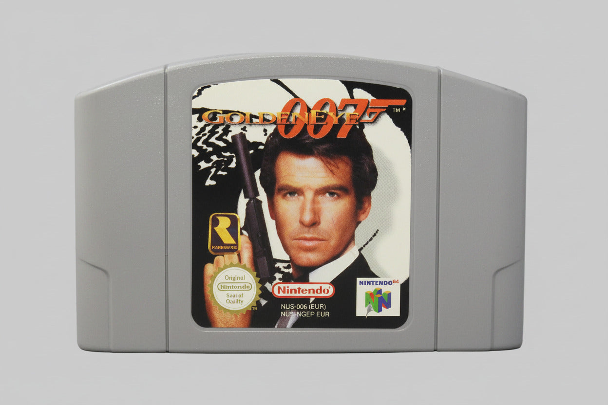 Nintendo 64 Videospiel GoldenEye Modul von vorne