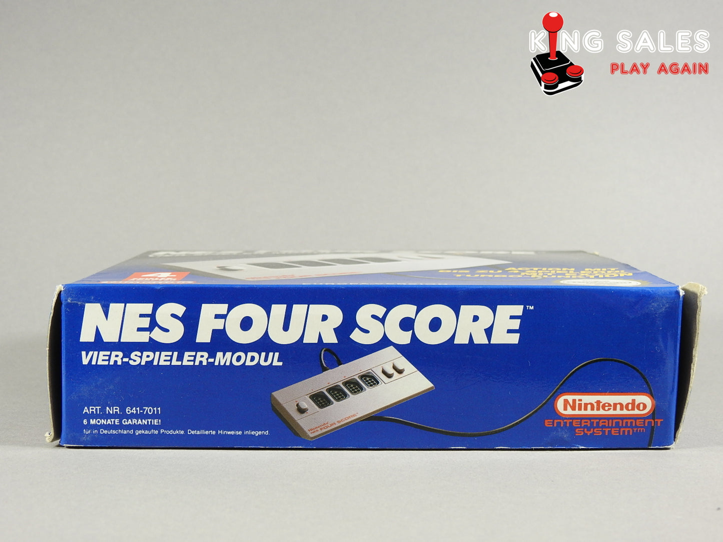 Nintendo NES Four Score Zubehör für Videospielkonsole in OVP von der Seite