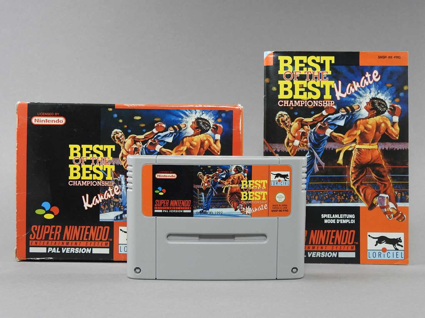 Super Nintendo Videospiel Best of the Best Championship Karate in Originalverpackung von vorne mit Anleitung und Modul