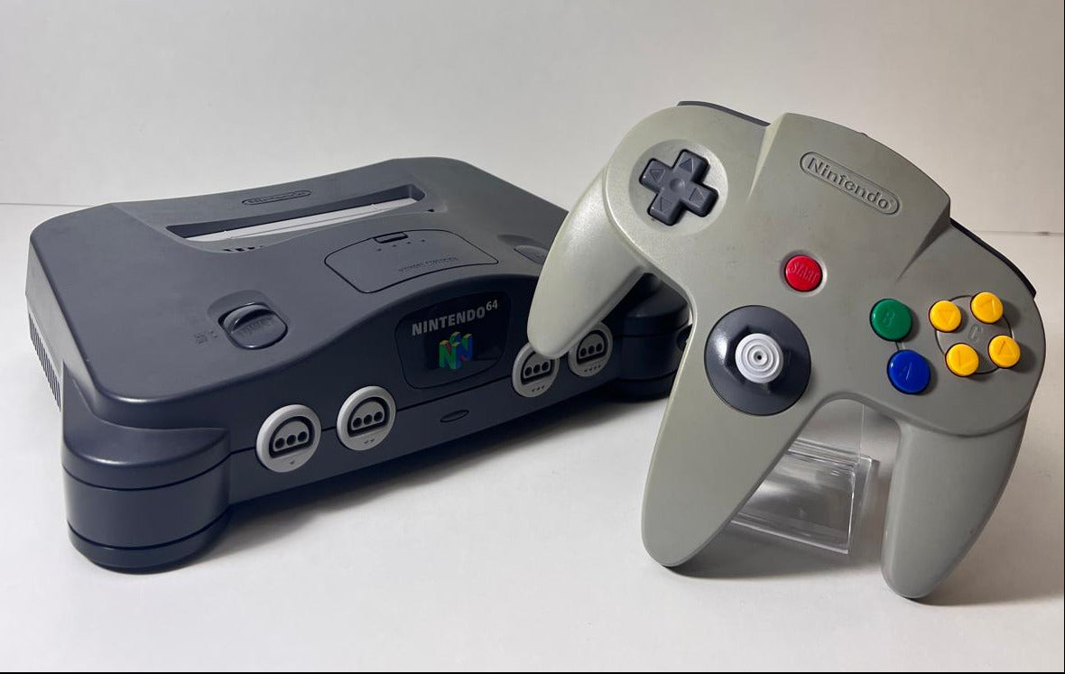Nintendo 64 Spielkonsole mit einem Controller