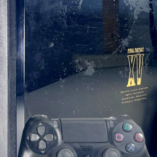 PlayStation 4 inal Fantasy Edition mit Controller