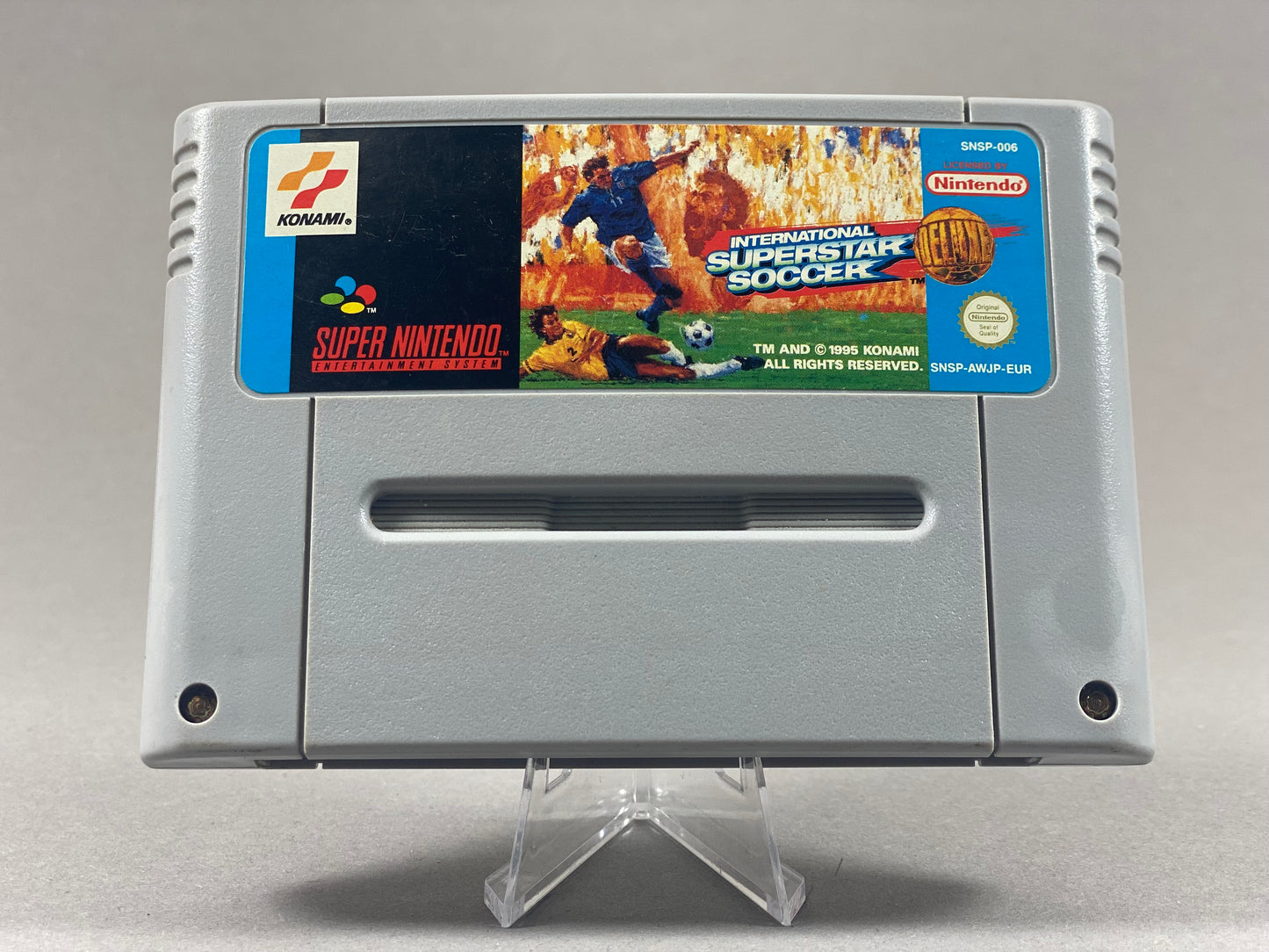 Super Nintendo Videospiel International Superstar Soccer Deluxe Modul von vorne