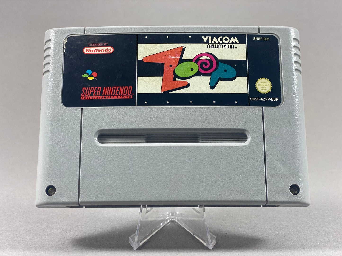 Super Nintendo Videospiel Zoop Modul von vorne