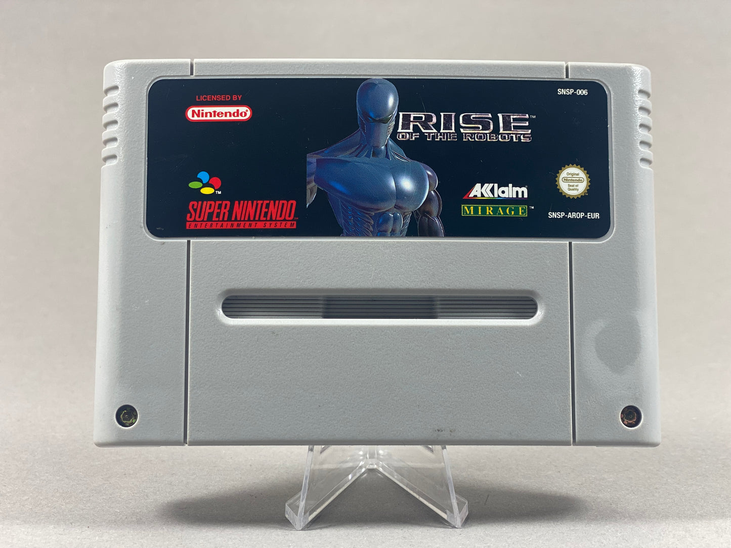 Super Nintendo Videospiel Rise of the Robot Modul von vorne