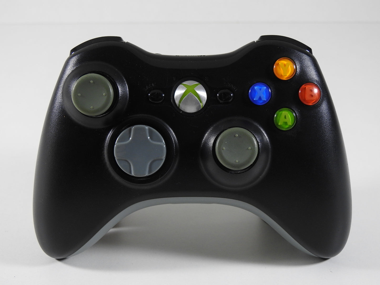 Xbox 360 Controller wireless von vorne in schwarz